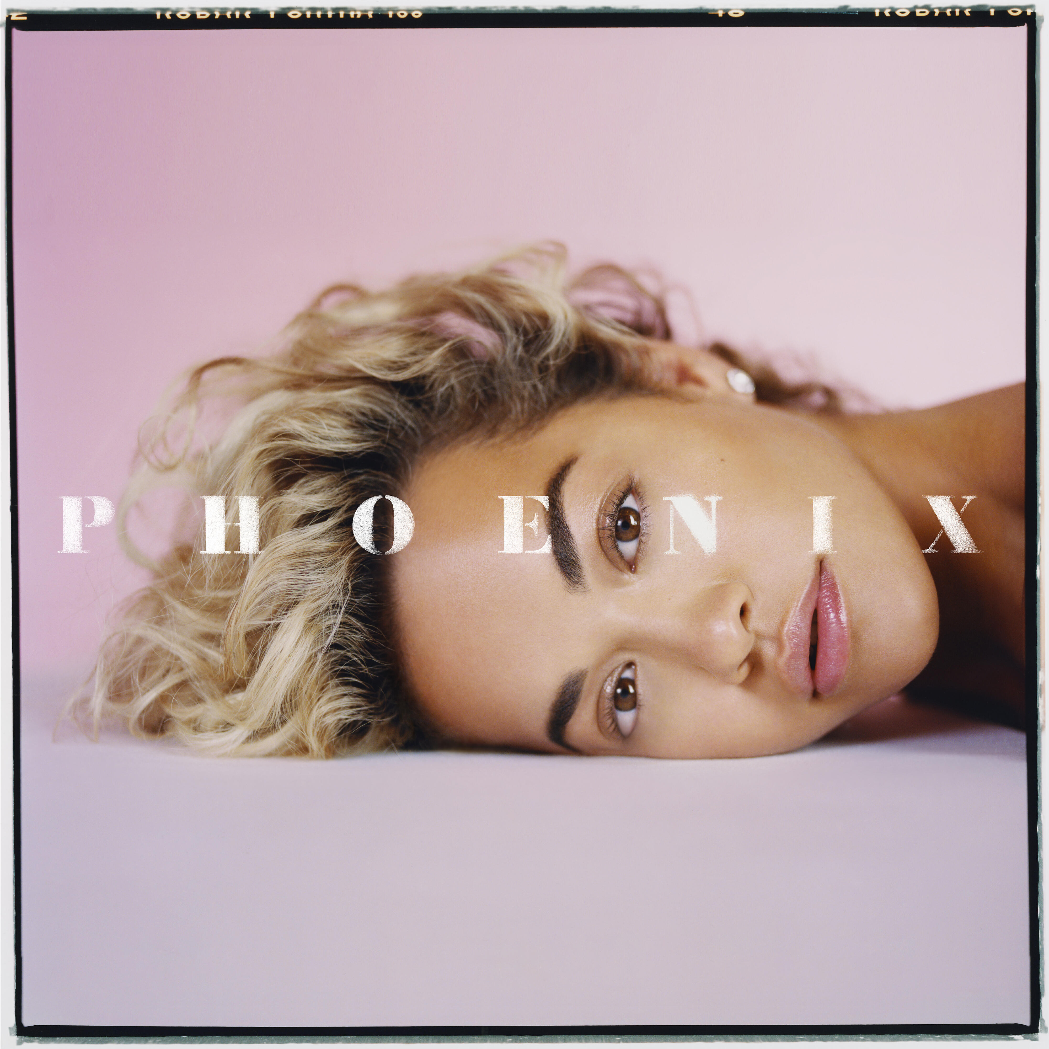 Rita Ora - Falling To Pieces