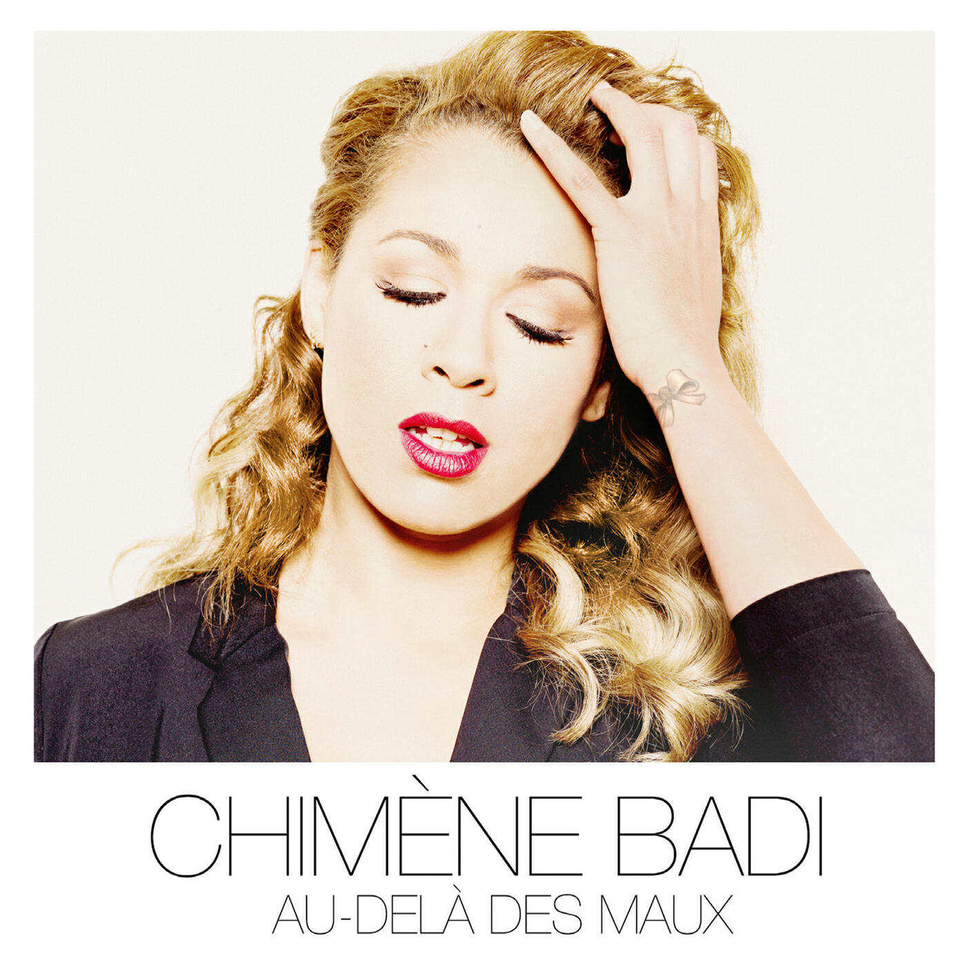 Chimène Badi - Elle vit
