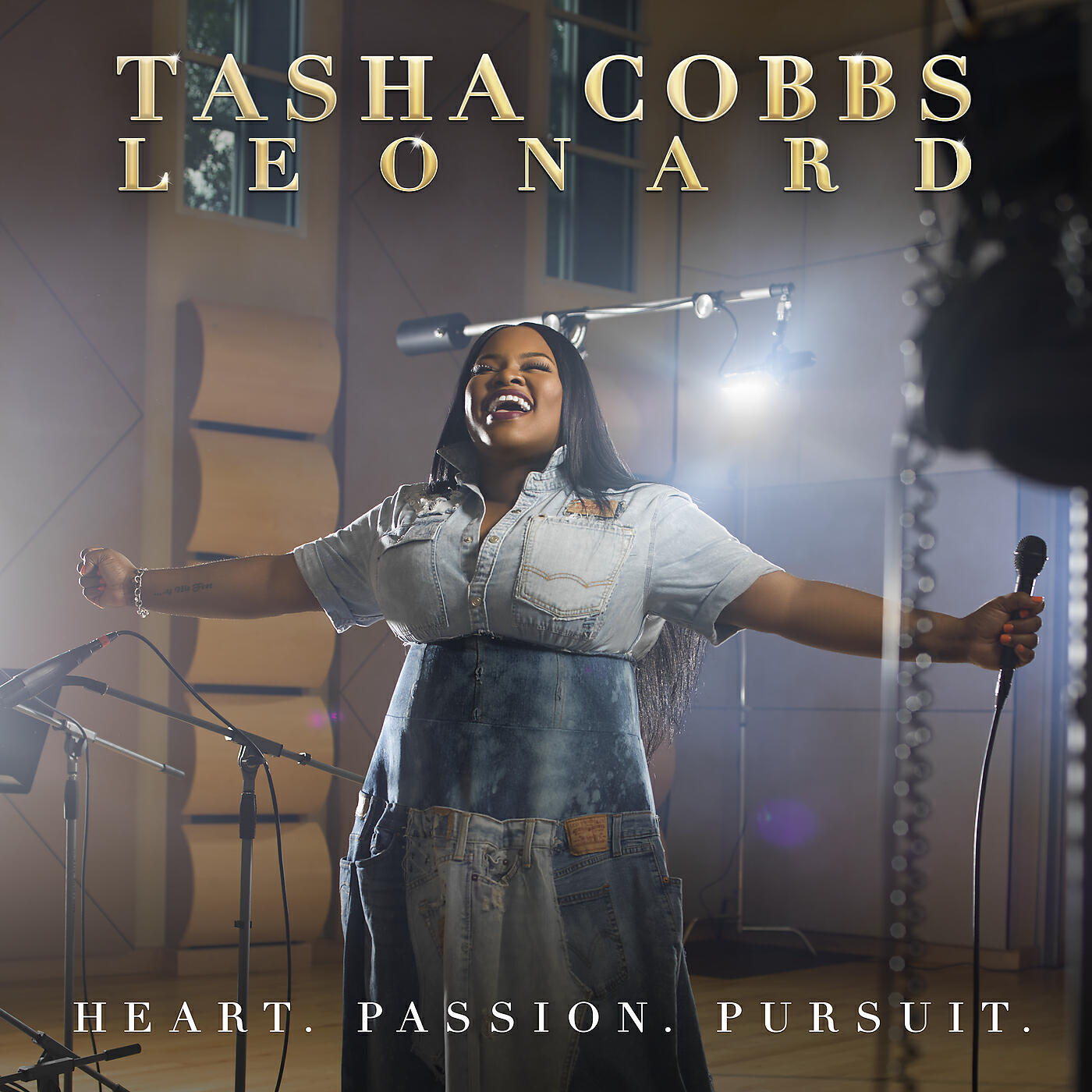 Tasha Cobbs Leonard - Dove's Eyes
